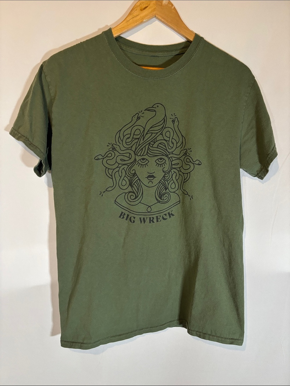 Big wreck Olive Graphic Tee